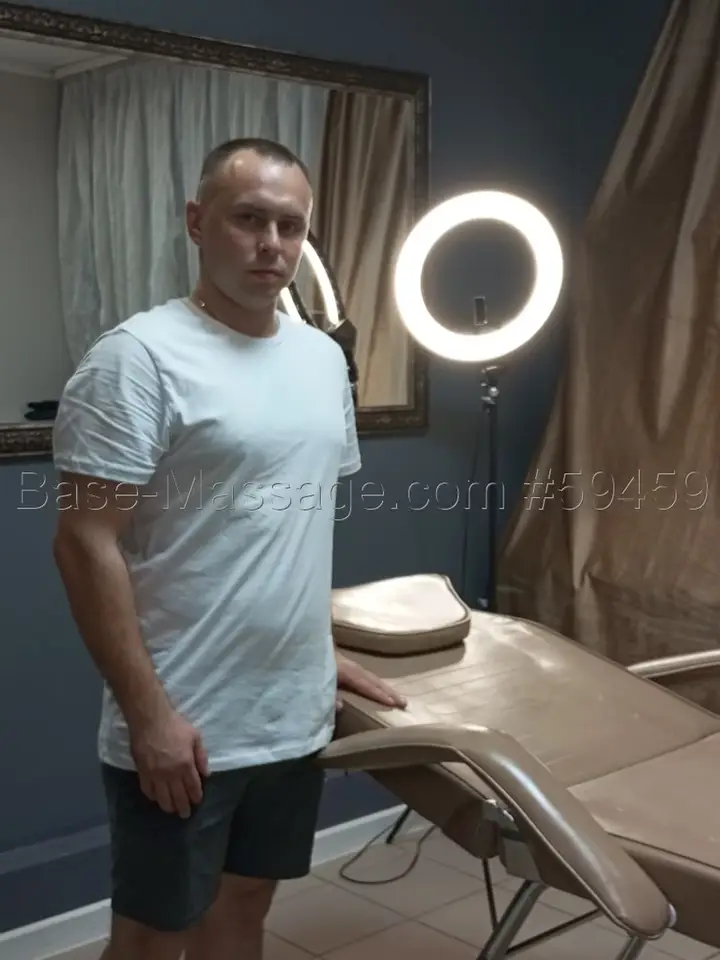 Александр Белобарсов