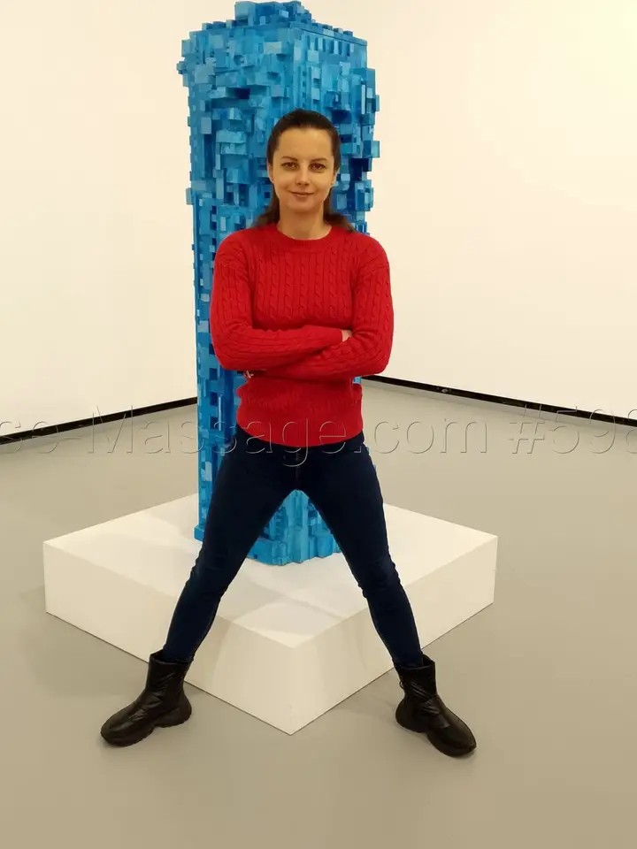 Моника