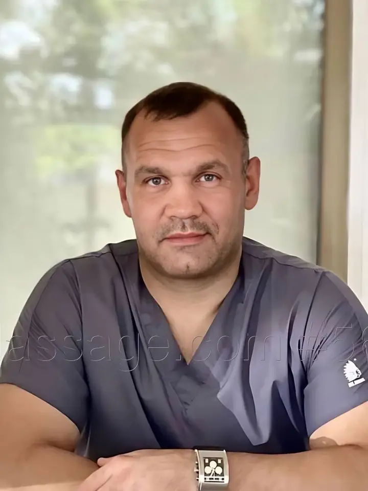 Дмитрий Золотой  — массажист, Санкт-Петербург, м. Бухарестская