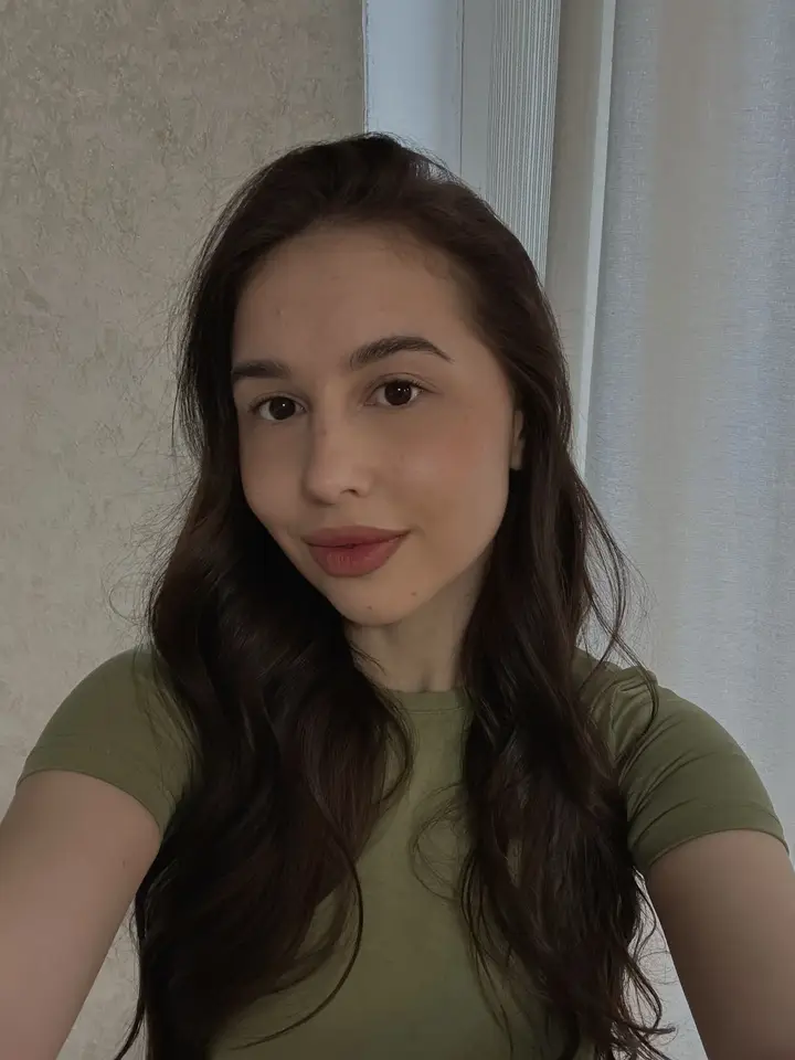 Полина
