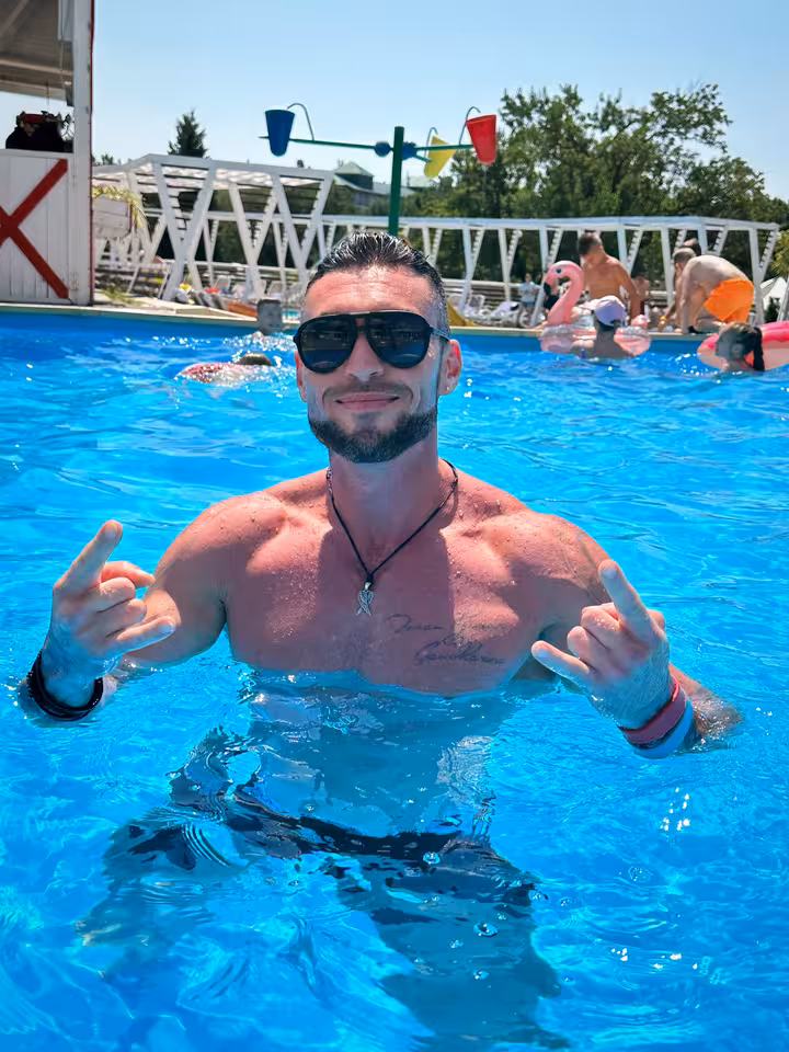 Александр