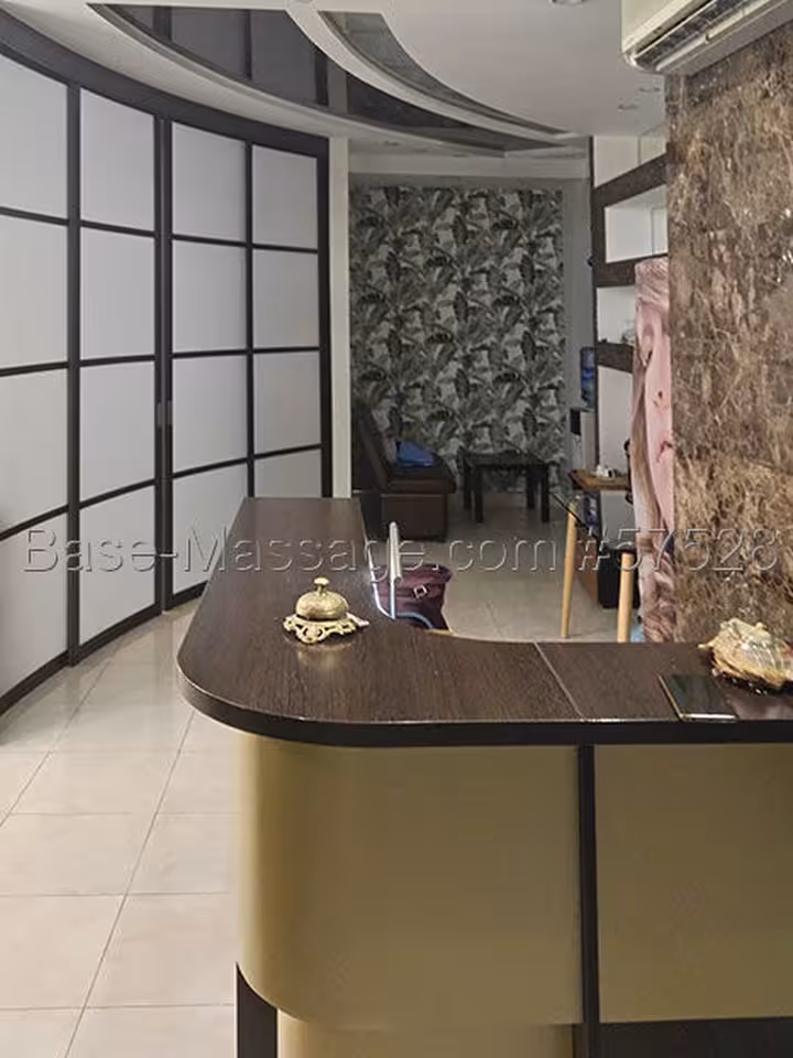 Роман 