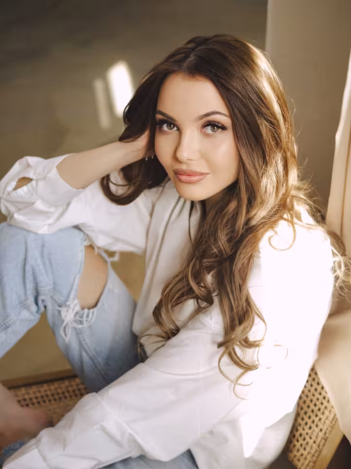 Полина