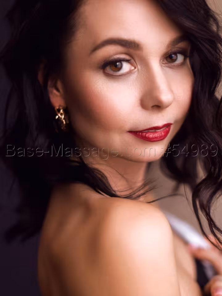 Марина
