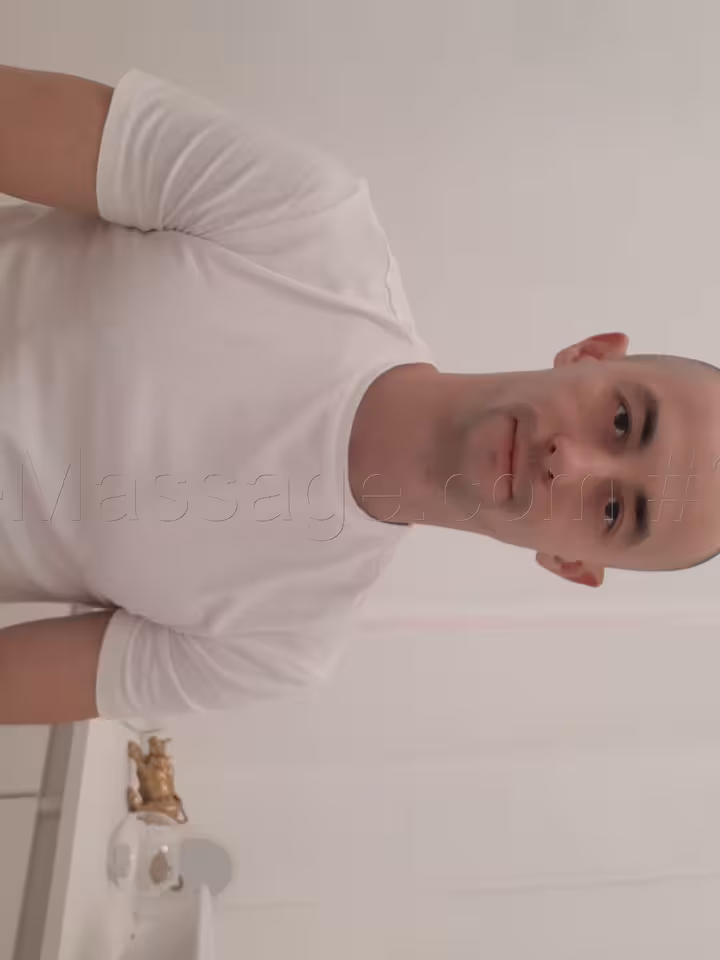 Денис