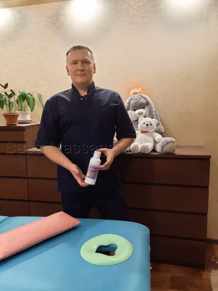 Александр