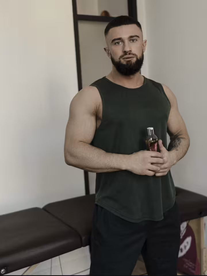Максим