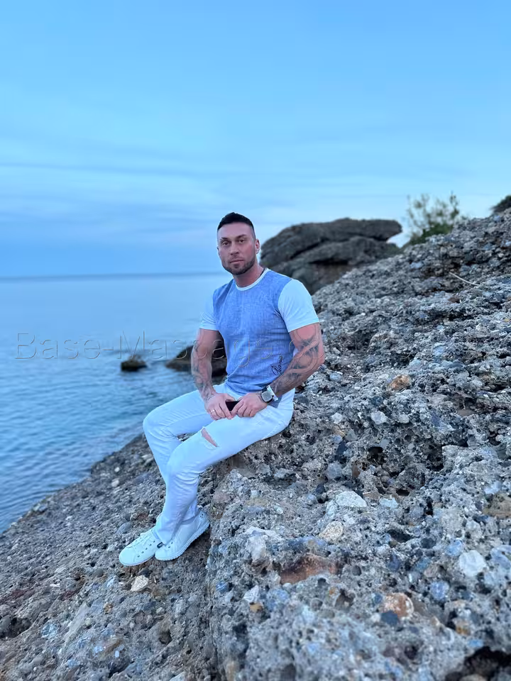 Александр