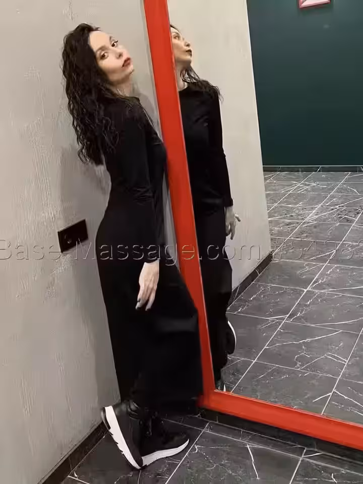 Марина