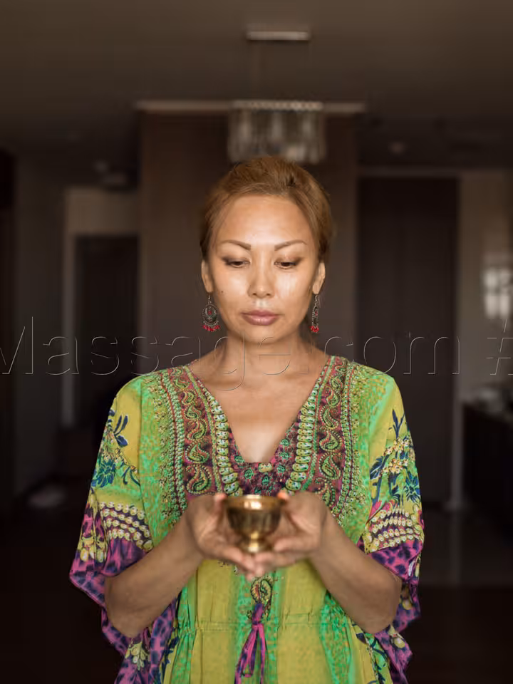 Aya Moon