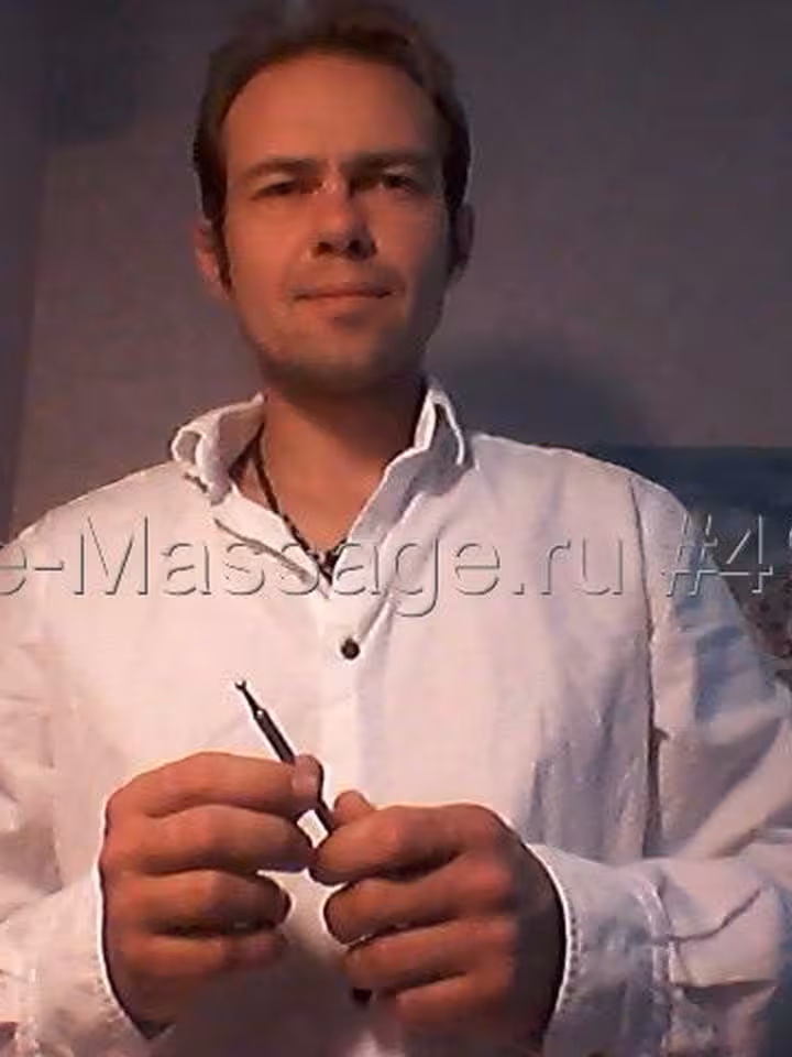 Александр Жуков