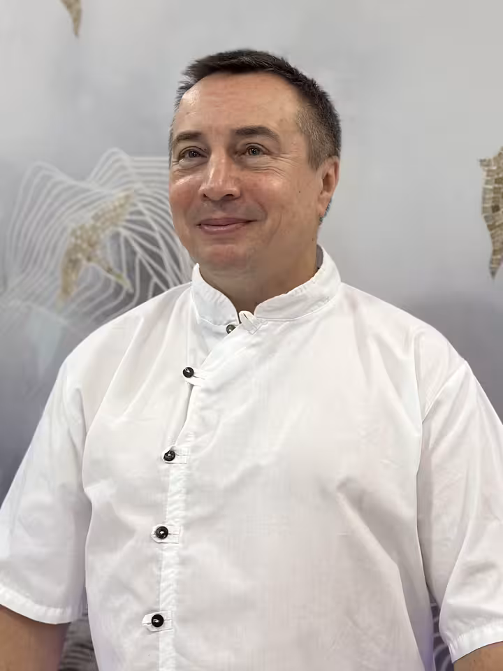 Александр